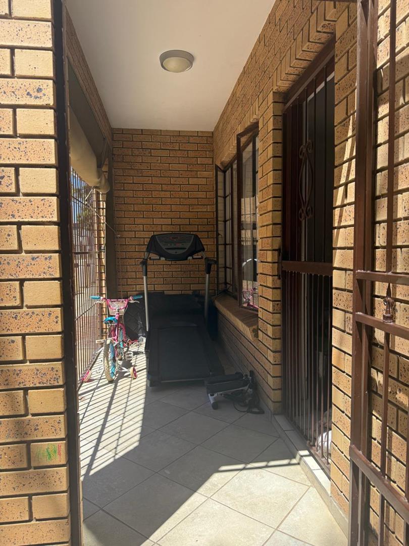 2 Bedroom Property for Sale in Brits North West